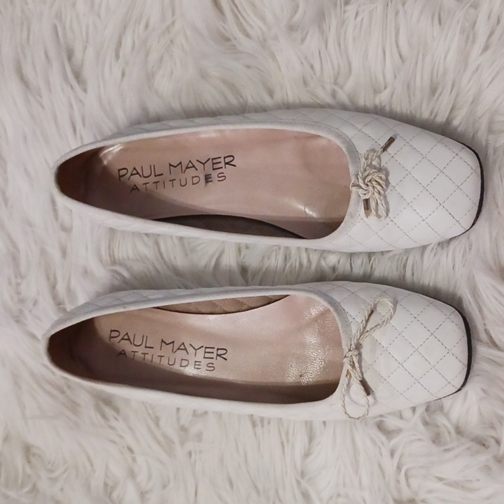 Paul Mayer Attitudes women's shoe Size 8, white color